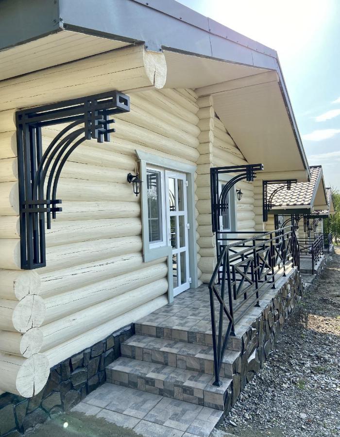 Villa French Town Beregovo Exterior foto